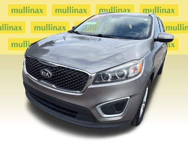2018 Kia Sorento - $8,900