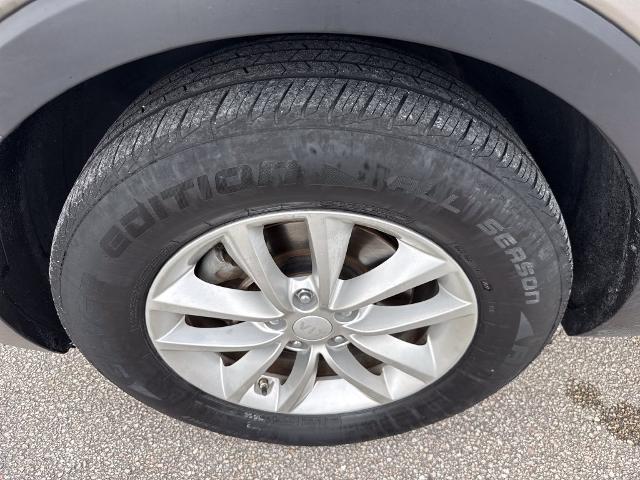 2018 Kia Sorento - $8,900
