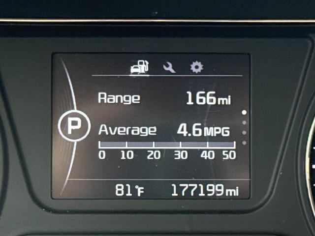 2018 Kia Sorento - $8,900