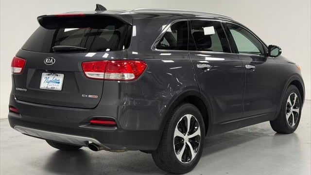 2016 Kia Sorento EX