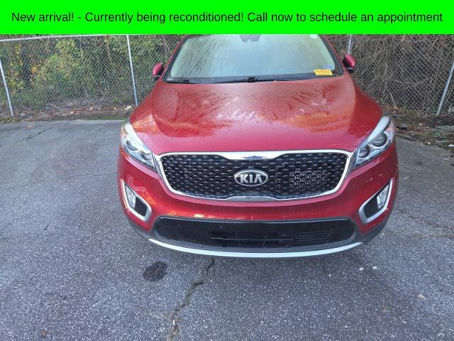 2018 Kia Sorento - $15,980
