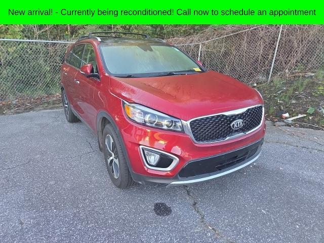 2018 Kia Sorento - $15,980