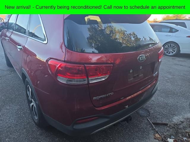 2018 Kia Sorento - $15,980