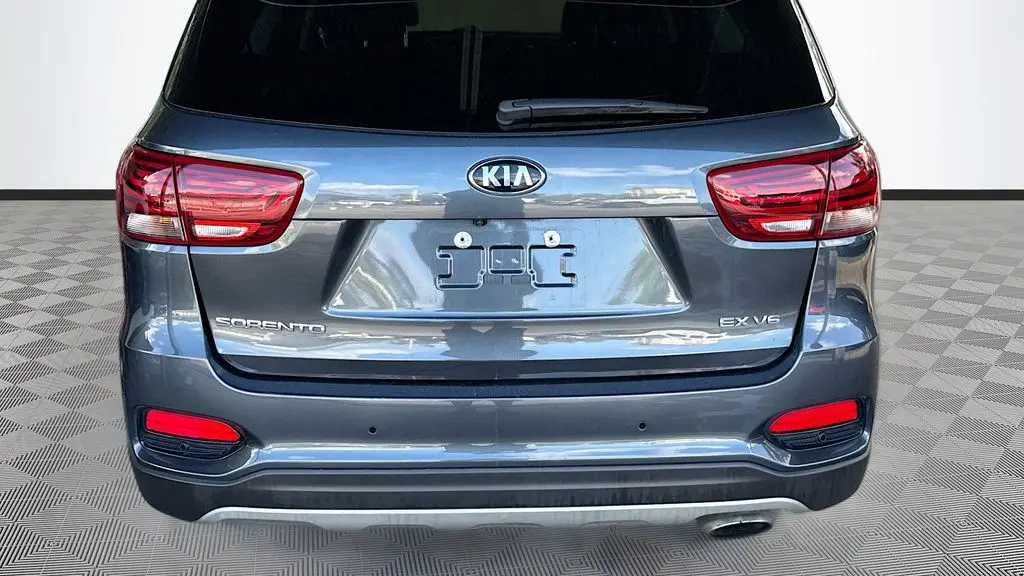 2020 Kia Sorento EX V6