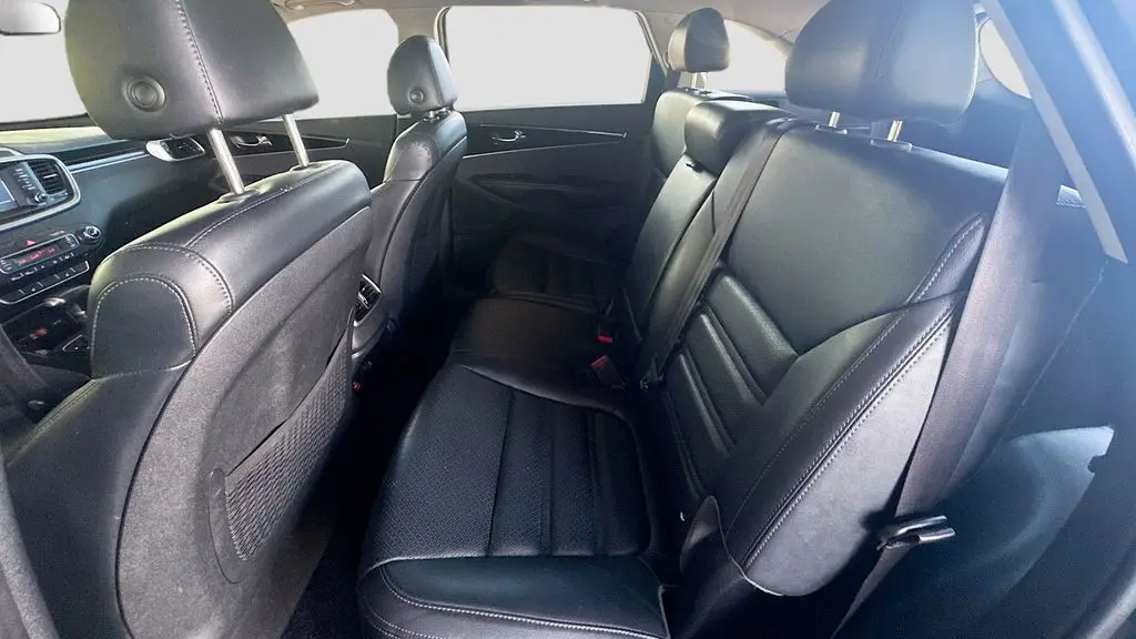 2020 Kia Sorento EX V6