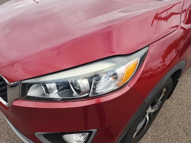 2017 Kia Sorento - $11,102