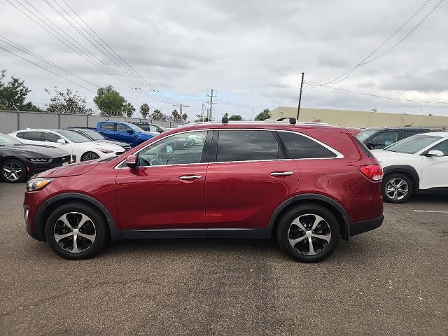 2017 Kia Sorento - $11,102