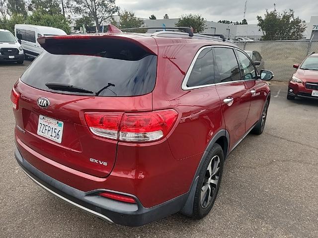2017 Kia Sorento - $11,102