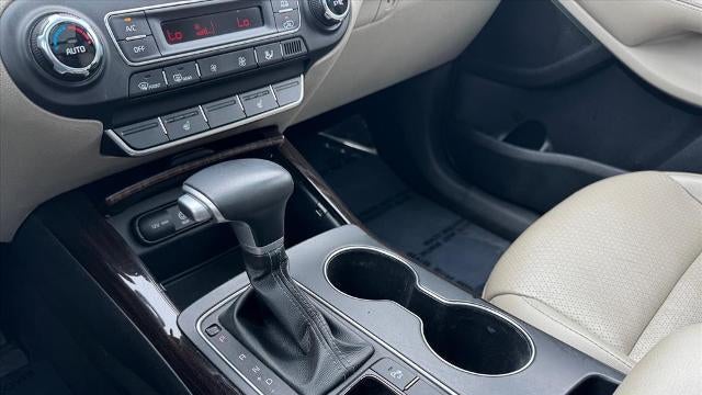 2020 Kia Sorento S V6
