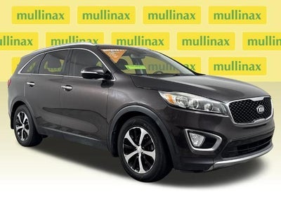 Photo of a 2018 Kia Sorento EX V6 4DR SUV for sale