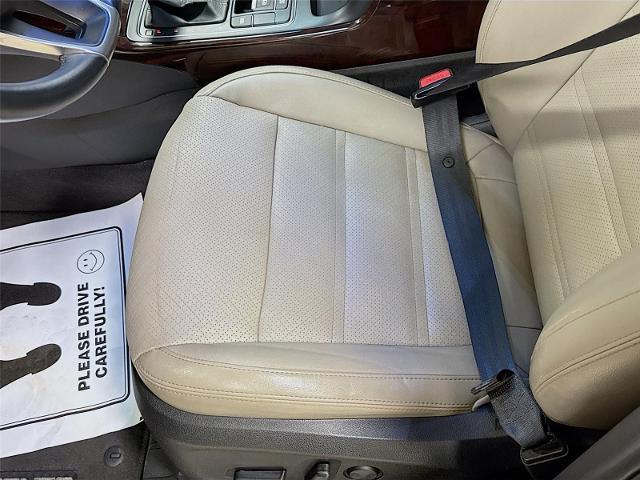 2017 Kia Sorento - $9,991