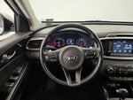 2017 Sorento Thumbnail 10