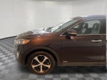 2017 Sorento Thumbnail 4