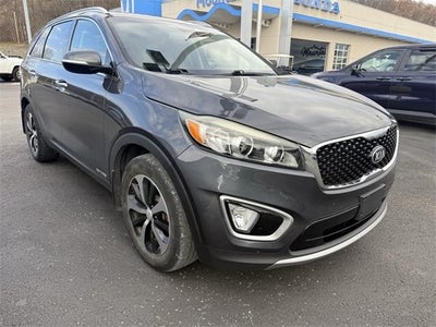 Photo of a 2017 Kia Sorento AWD EX V6 4DR SUV for sale