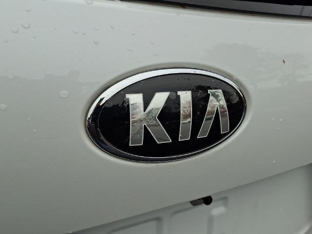 2019 Kia Sorento - $13,900
