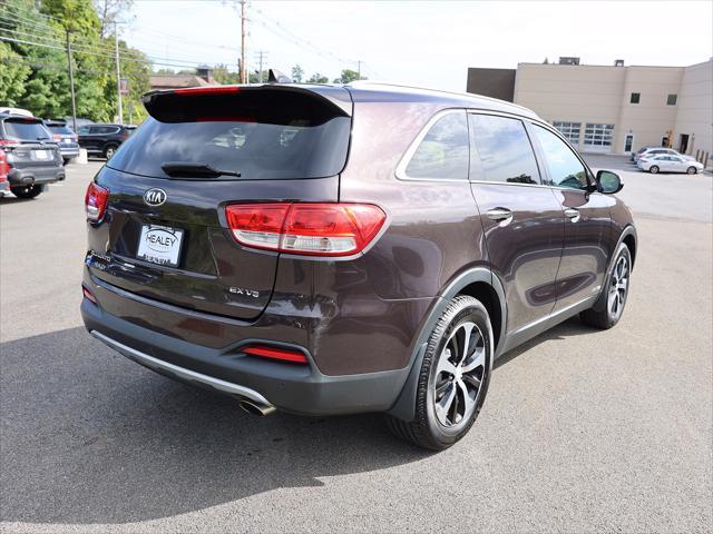 2017 Kia Sorento - $9,600