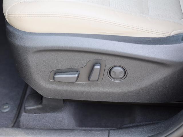 2017 Kia Sorento - $9,600