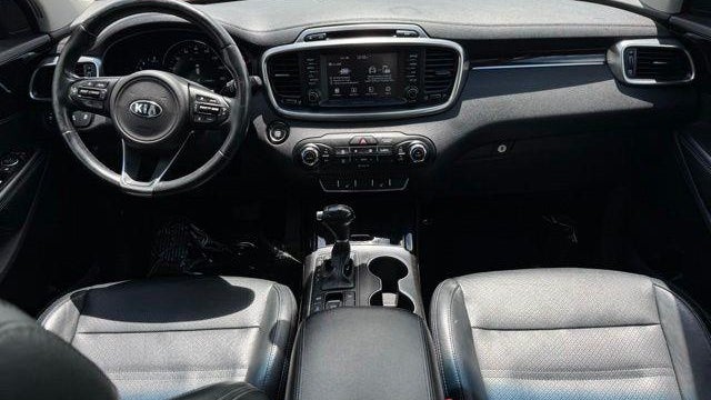 2017 Kia Sorento EX V6