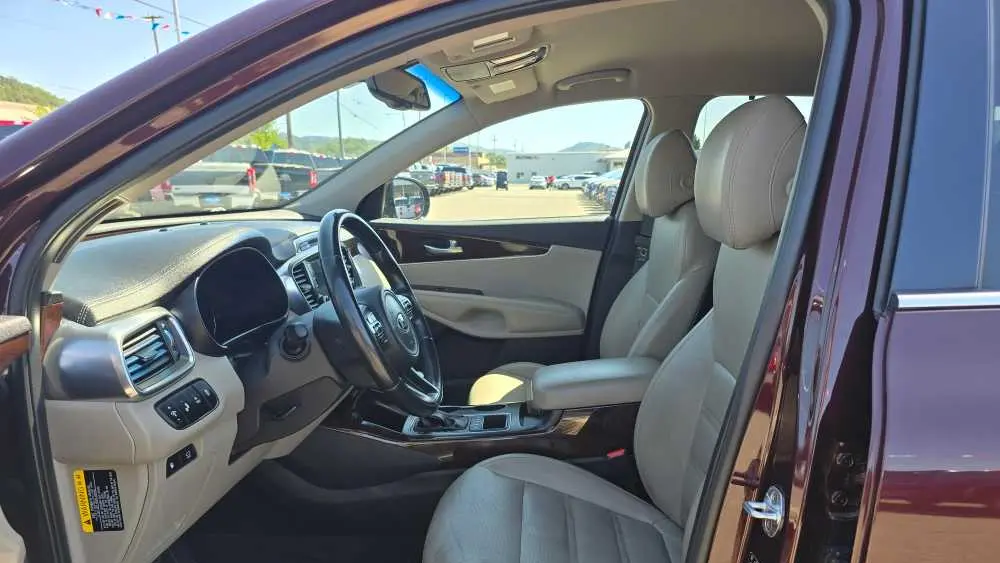 2017 Kia Sorento EX V6
