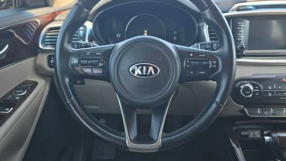 2017 Kia Sorento EX V6