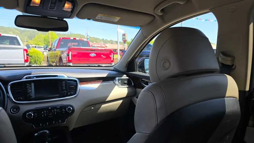 2017 Kia Sorento EX V6