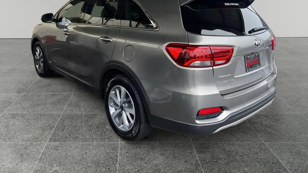 2019 Kia Sorento EX Sport
