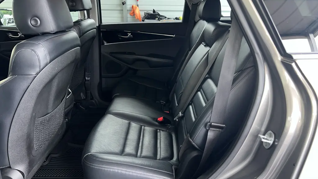 2019 Kia Sorento EX Sport