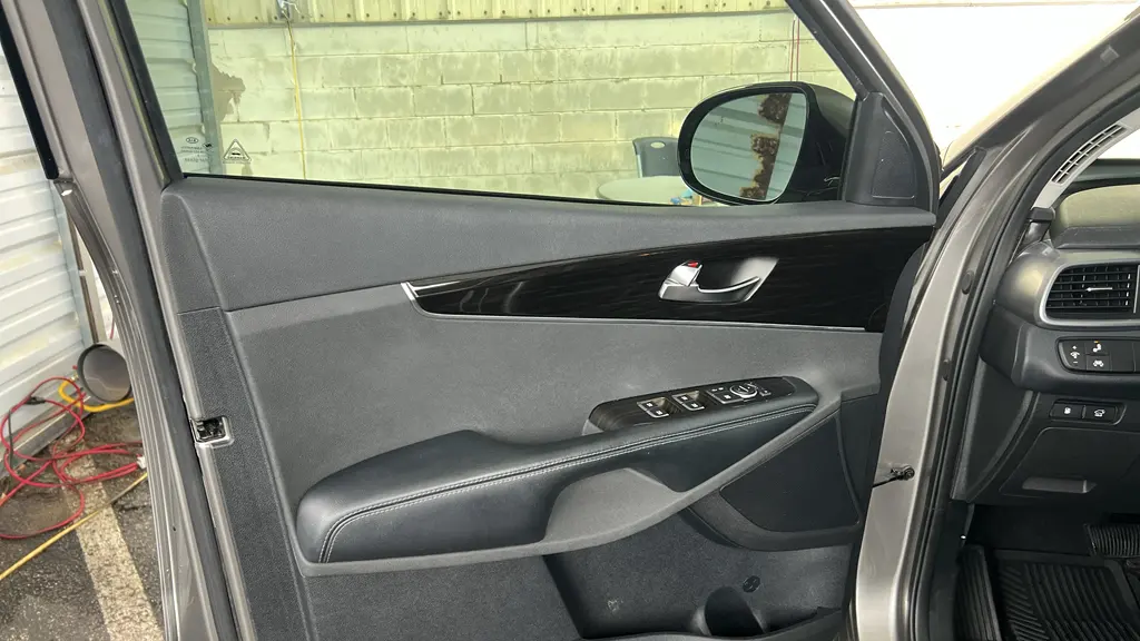 2019 Kia Sorento EX Sport