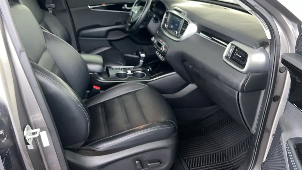 2019 Kia Sorento EX Sport