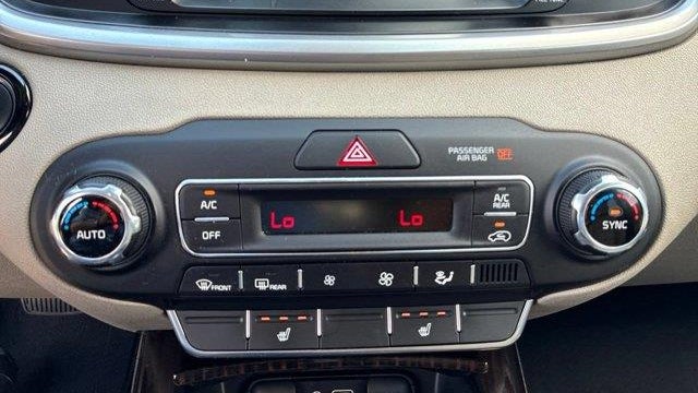 2020 Kia Sorento EX V6