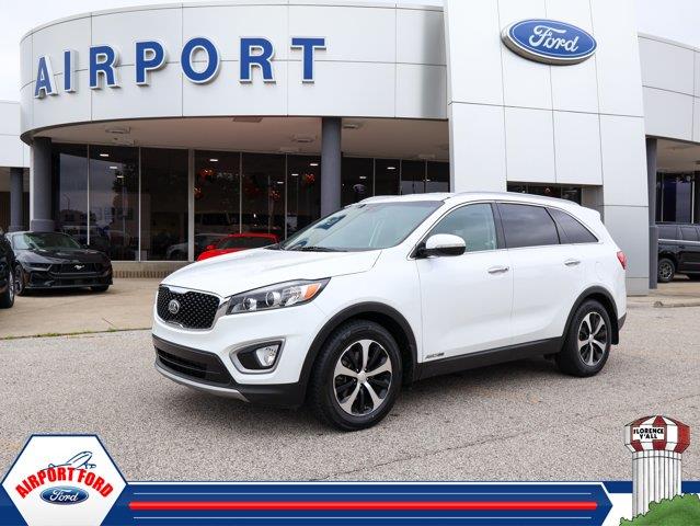 2017 Kia Sorento - $9,795