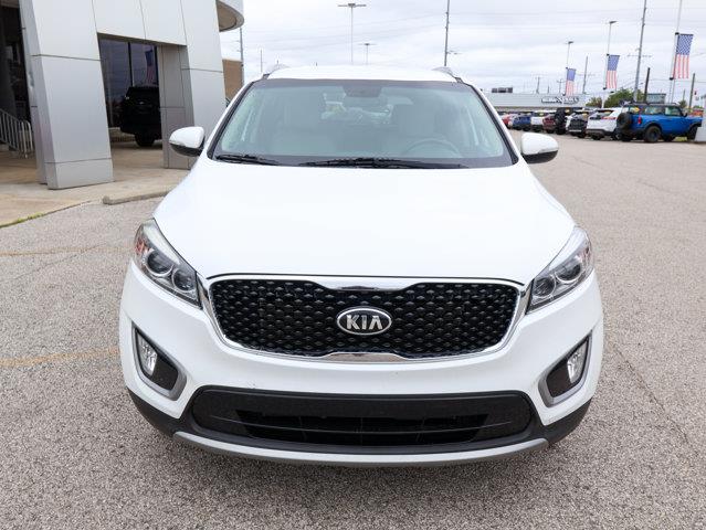 2017 Kia Sorento - $9,795