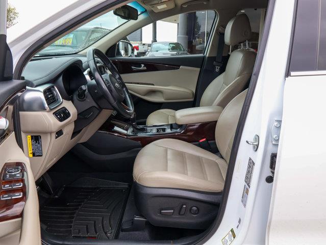 2017 Kia Sorento - $9,795