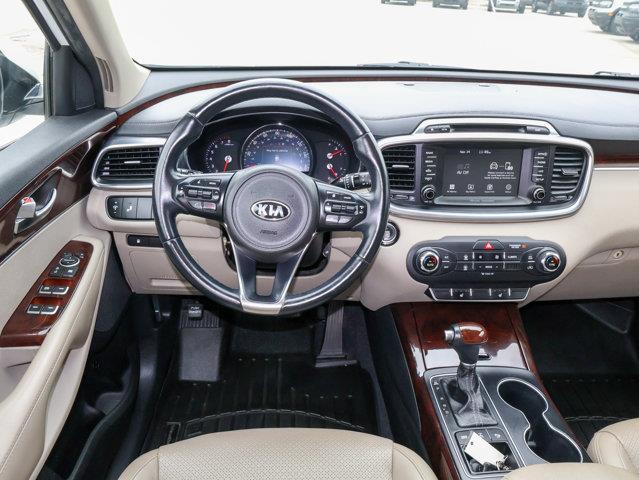 2017 Kia Sorento - $9,795