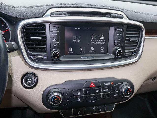 2017 Kia Sorento - $9,795