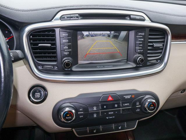 2017 Kia Sorento - $9,795