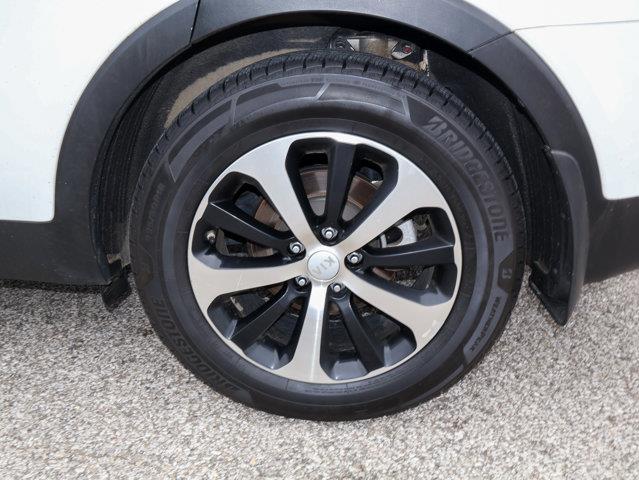 2017 Kia Sorento - $9,795
