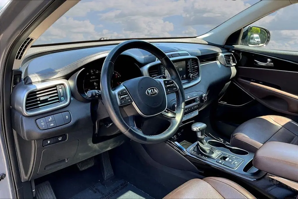 2020 Kia Sorento - $20,922