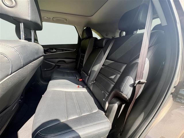 2019 Kia Sorento - $16,771