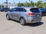 2017 Sorento Thumbnail 2