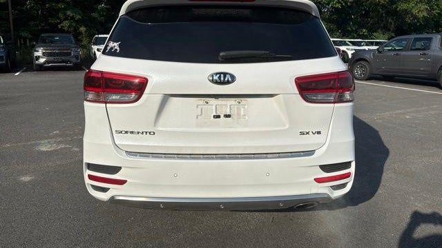 2016 Kia Sorento SX V6
