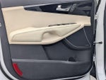 2017 Sorento Thumbnail 13