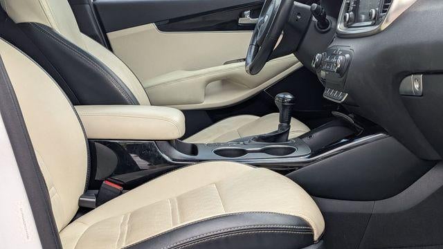 2017 Kia Sorento SX Limited V6
