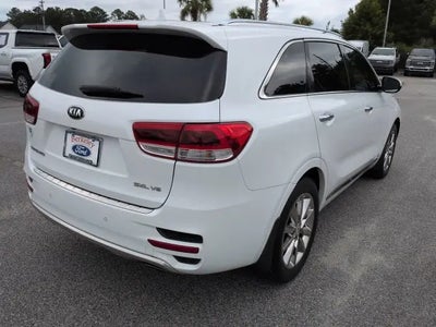 2017 Kia Sorento AWD SX Limited V6 4DR SUV
