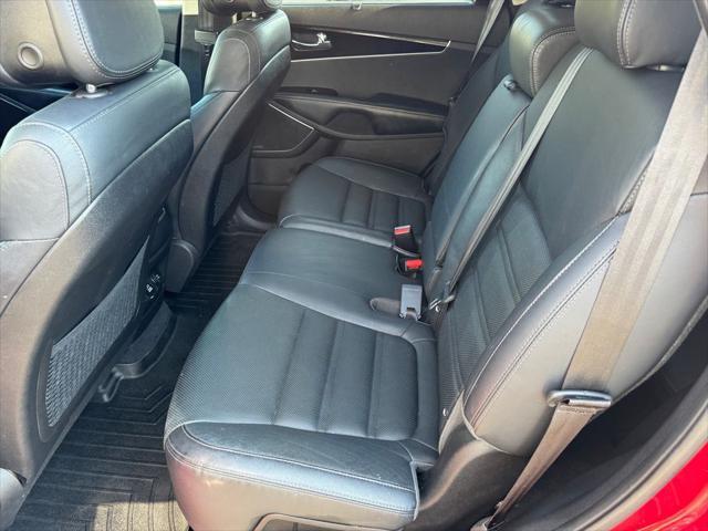 2016 Kia Sorento - $10,593