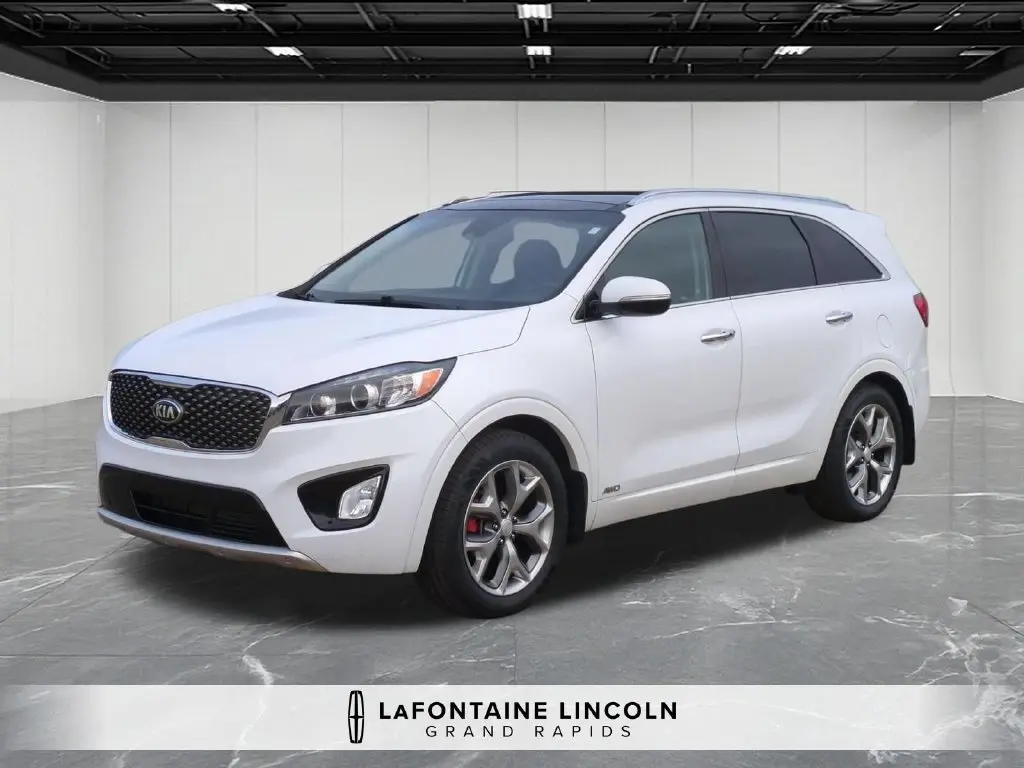 2018 Kia Sorento - $11,975