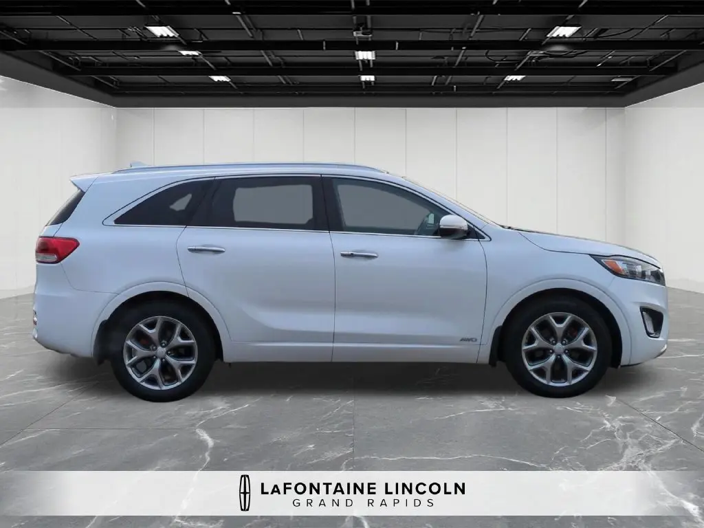 2018 Kia Sorento - $11,975