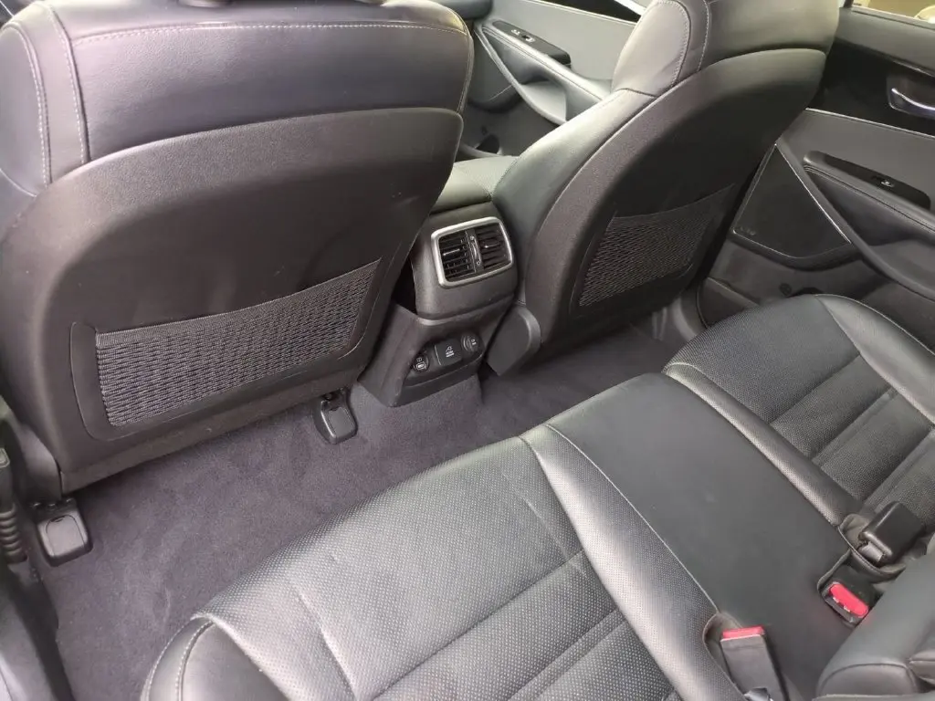 2018 Kia Sorento - $11,975