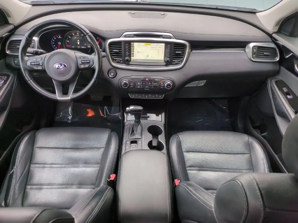 2018 Kia Sorento - $11,975