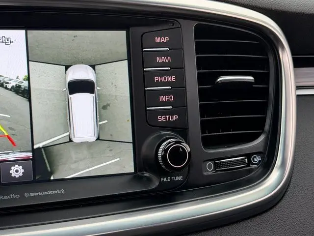 2018 Kia Sorento - $14,156